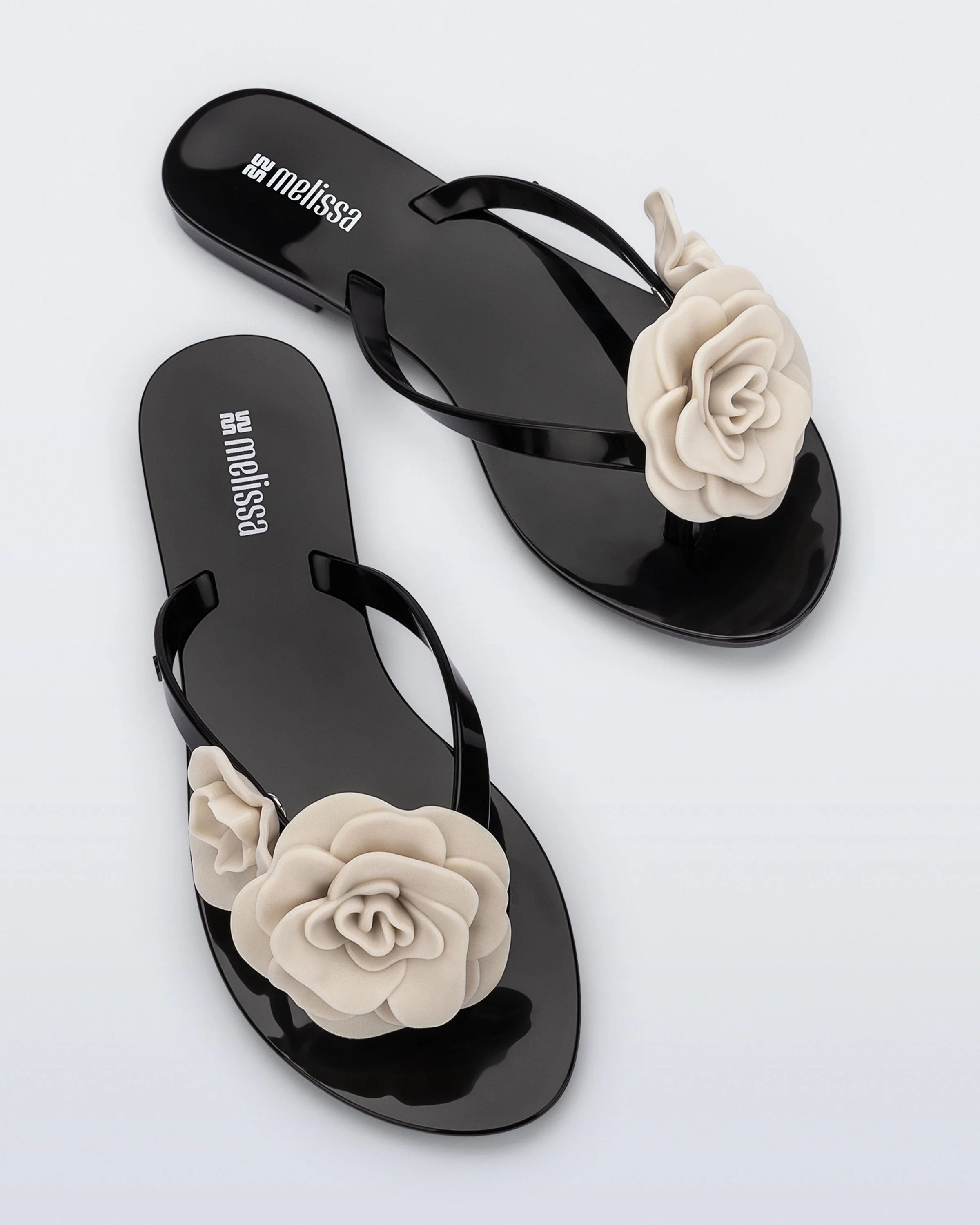 Melissa Harmonic Petals